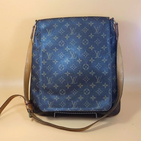 Authentic Louis Vuitton Monogram Crossbody Bag - Picture 1 of 12